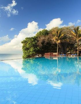 Baobab Beach Resort and Spa