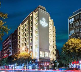 НОВА ГОДИНА 2025 В СОЛУН - IMPERIAL PLUS HOTEL THESSALONIKI 4* / ПАКЕТ 3 НОЩУВКИ В ПЕРИОД: 29.12.2024 - 03.01.2025